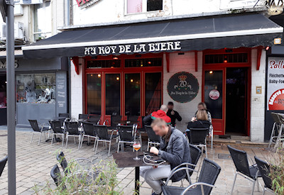 Au Roy de la Bière - 19 Place de la Halle, 08200 Sedan