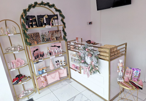 Bellissime - 13 Place de Torcy, 08200 Sedan