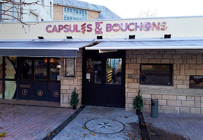 Capsules & Bouchons - 2 bis Place Turenne, 08200 Sedan