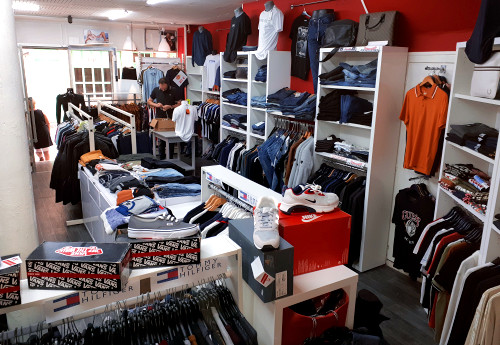 New Deal - 6 Rue au Beurre, 08200 Sedan
